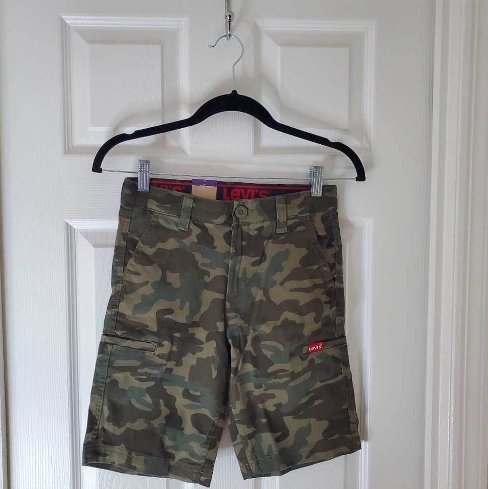 New Levi's Youth Cargo Short Size 10 - Picture 3 of 6